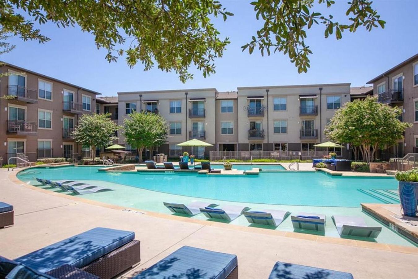 Landing At North - 2 Bedrooms In Valley Ranch Apartment Dallas