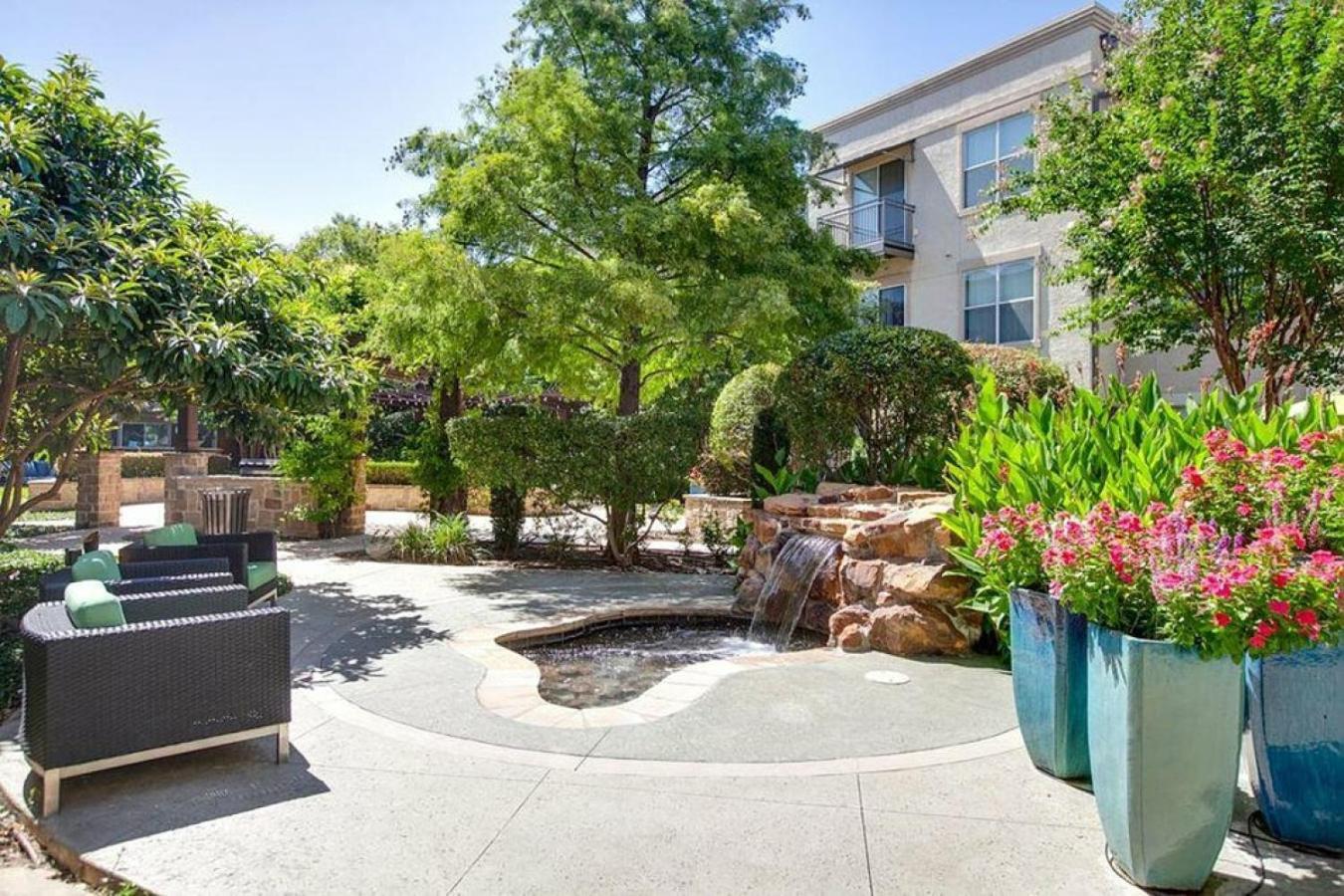 Apartment Landing At North - 2 Bedrooms In Valley Ranch *
